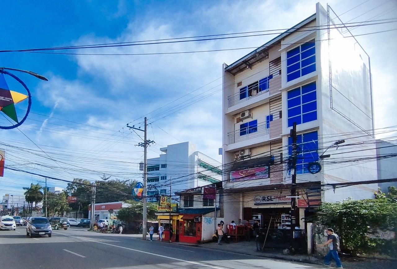 Reddoorz @ Rsl Transient House Iloilo Hotel Exterior foto